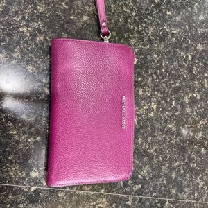Michael Kors wristlet wallet